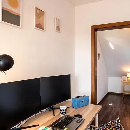 Hillside View Apartament *